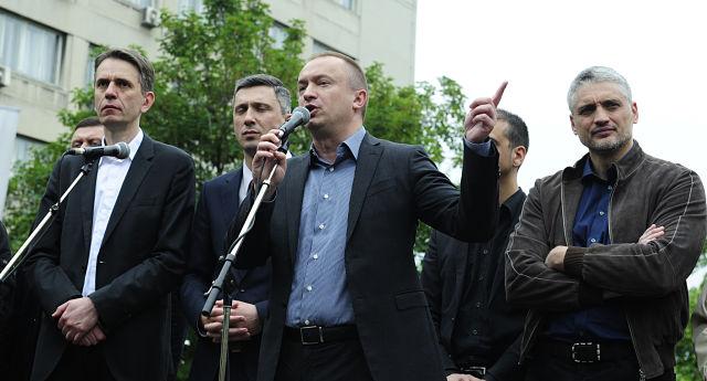 Sve za Dveri, Sandu ni za šta: Vesela koalicija