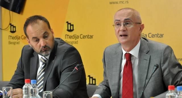 Najpoznatiji bračni par opozicione Srbije: Saša i Roćko, 2 organa, 1 mozak, 2 platice