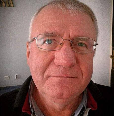 Selfie artefakt: Vojislav Šešelj, rekla mu Vjerica Radeta da je zgodan  