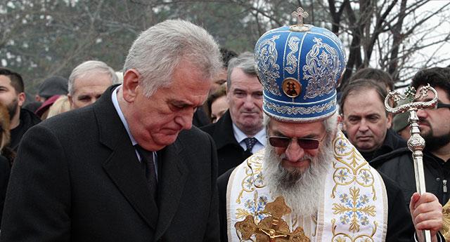 Vladiko, imate li srpski genetski kod za razmnožavanje: Nikolić propituje episkopa Jovana